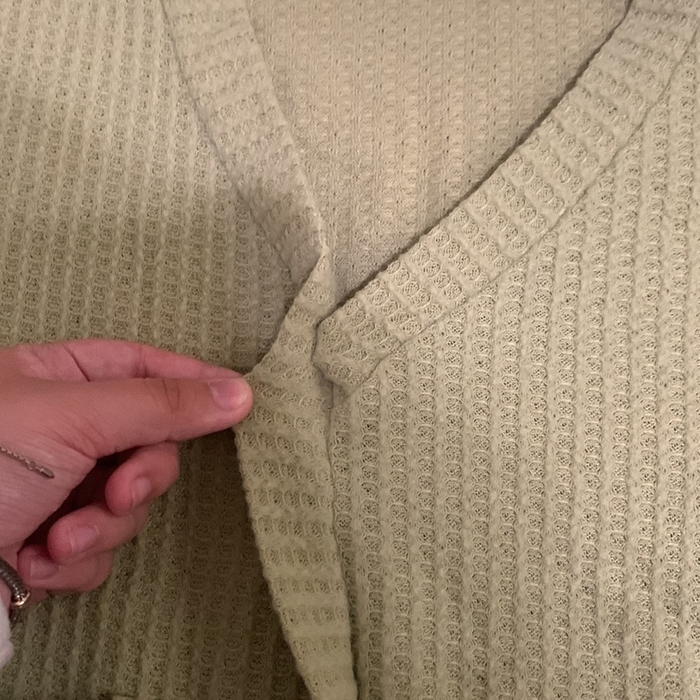 cropped sweater - Picture 4 of 4